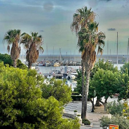 Seahomes Vacations - Nautic Maritime Apt Blanes Exterior photo